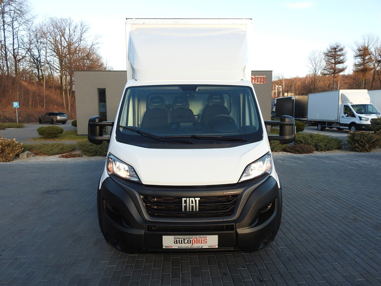 Fiat DUCATO KOFFER AUFZUG 8 PALETTEN TEMPOMAT - Carrinha de contentor: foto 5 Fiat DUCATO KOFFER AUFZUG 8 PALETTEN TEMPOMAT - Carrinha de contentor: foto 5