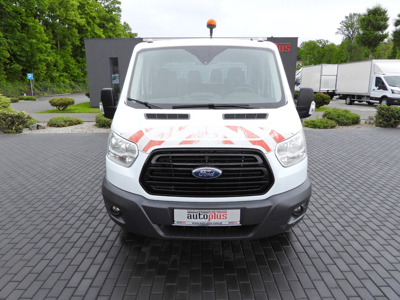 Ford TRANSIT KIPPER DOPPELKABINE DOKA 6 SITZE - Carrinha basculante, Carrinha cabine dupla: foto 5 Ford TRANSIT KIPPER DOPPELKABINE DOKA 6 SITZE - Carrinha basculante, Carrinha cabine dupla: foto 5