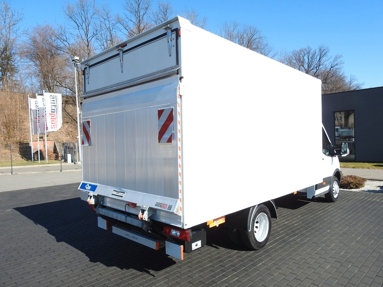 Carrinha de contentor novo Ford TRANSIT  KOFFER AUFZUG 8 PALETTEN ZWILLINGSRÄDER: foto 13