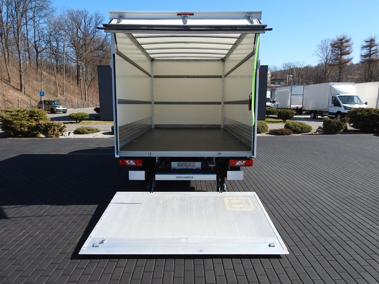 Carrinha de contentor novo Ford TRANSIT  KOFFER AUFZUG 8 PALETTEN ZWILLINGSRÄDER: foto 11