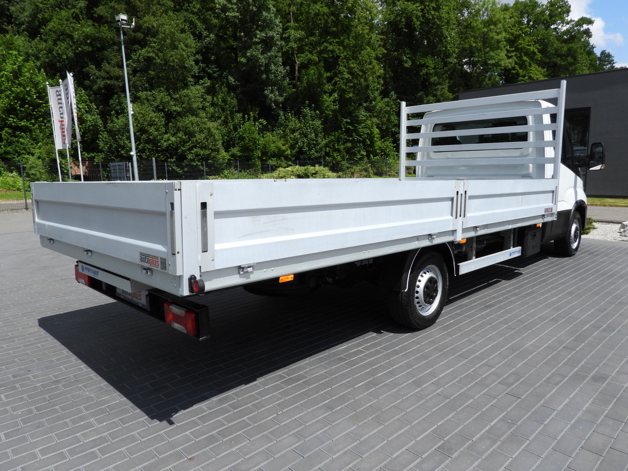 Locação financeira de IVECO DAILY 35S16 STAKE BODY 10 PALLETS CRUISE CONTROL AIR CONDITIONING  160HP IVECO DAILY 35S16 STAKE BODY 10 PALLETS CRUISE CONTROL AIR CONDITIONING  160HP: foto 13 Locação financeira de IVECO DAILY 35S16 STAKE BODY 10 PALLETS CRUISE CONTROL AIR CONDITIONING  160HP IVECO DAILY 35S16 STAKE BODY 10 PALLETS CRUISE CONTROL AIR CONDITIONING  160HP: foto 13