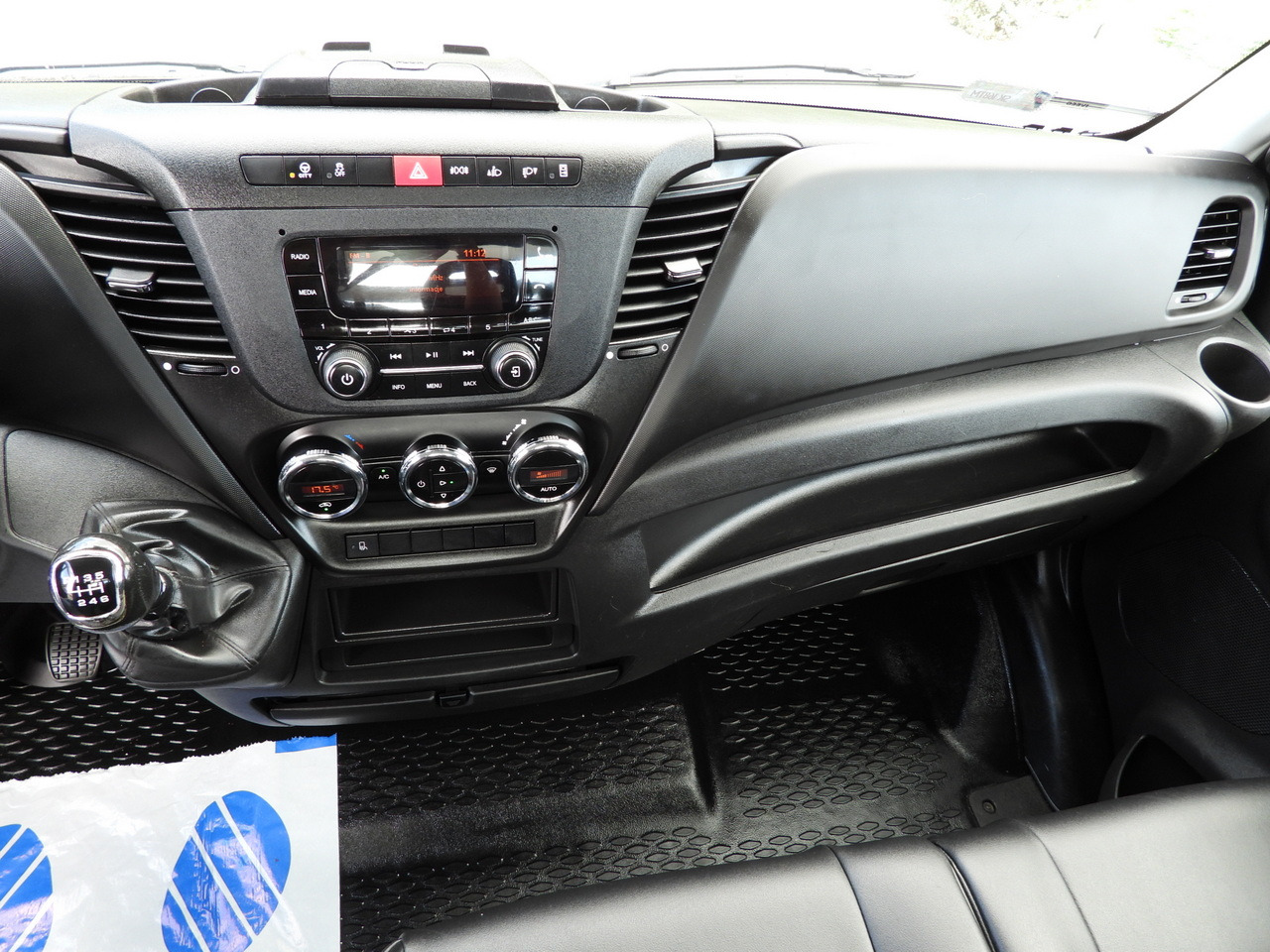 Locação financeira de IVECO DAILY 35S16 STAKE BODY 10 PALLETS CRUISE CONTROL AIR CONDITIONING  160HP IVECO DAILY 35S16 STAKE BODY 10 PALLETS CRUISE CONTROL AIR CONDITIONING  160HP: foto 31 Locação financeira de IVECO DAILY 35S16 STAKE BODY 10 PALLETS CRUISE CONTROL AIR CONDITIONING  160HP IVECO DAILY 35S16 STAKE BODY 10 PALLETS CRUISE CONTROL AIR CONDITIONING  160HP: foto 31