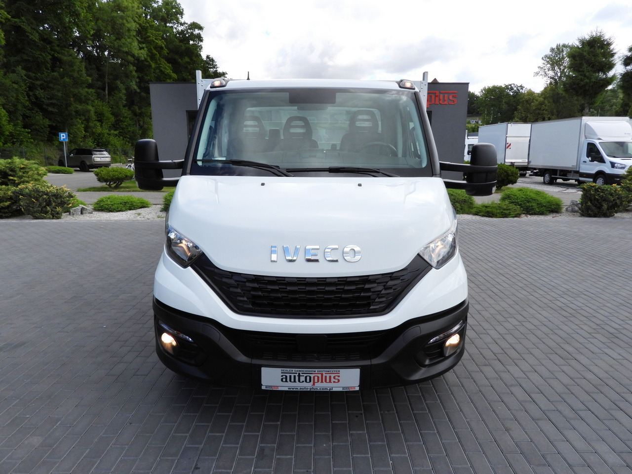 IVECO DAILY 35S16 STAKE BODY 10 PALLETS CRUISE CONTROL AIR CONDITIONING  160HP - Carrinha de caixa aberta: foto 5 IVECO DAILY 35S16 STAKE BODY 10 PALLETS CRUISE CONTROL AIR CONDITIONING  160HP - Carrinha de caixa aberta: foto 5