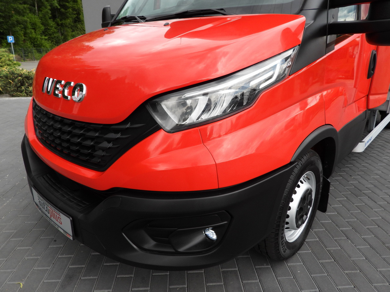 Locação financeira de IVECO DAILY 35S18 TARPAULIN 10 PALLETS WEBASTO CRUISE CONTROL LED LIGHTS AIR CONDITIONING  180HP IVECO DAILY 35S18 TARPAULIN 10 PALLETS WEBASTO CRUISE CONTROL LED LIGHTS AIR CONDITIONING  180HP: foto 21