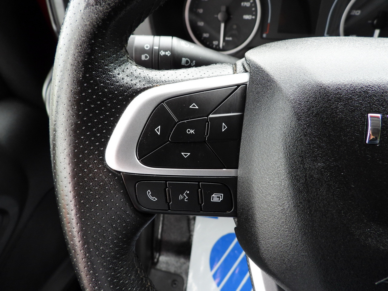 Locação financeira de IVECO DAILY 35S18 TARPAULIN 10 PALLETS WEBASTO CRUISE CONTROL LED LIGHTS AIR CONDITIONING  180HP IVECO DAILY 35S18 TARPAULIN 10 PALLETS WEBASTO CRUISE CONTROL LED LIGHTS AIR CONDITIONING  180HP: foto 34