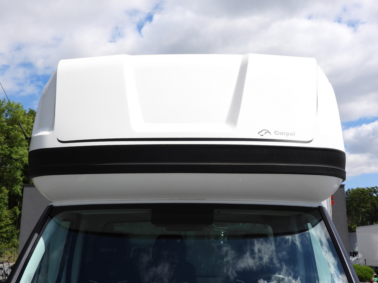 Locação financeira de IVECO DAILY 35S18 TARPAULIN 10 PALLETS WEBASTO CRUISE CONTROL NAVIGATION LED LIGHTS AIR CONDITIONING  180HP IVECO DAILY 35S18 TARPAULIN 10 PALLETS WEBASTO CRUISE CONTROL NAVIGATION LED LIGHTS AIR CONDITIONING  180HP: foto 15