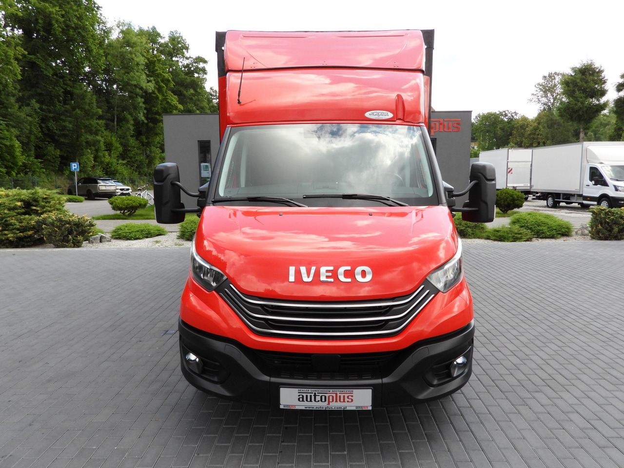 IVECO DAILY 35S21 TARPAULIN 10 PALLETS WEBASTO CRUISE CONTROL NAVIGATION LED LIGHTS PNEUMATICS AUTOMATIC TRANSMISSION HI-MATIC AIR CONDITIONING 210HP - Carrinha de lona: foto 5 IVECO DAILY 35S21 TARPAULIN 10 PALLETS WEBASTO CRUISE CONTROL NAVIGATION LED LIGHTS PNEUMATICS AUTOMATIC TRANSMISSION HI-MATIC AIR CONDITIONING 210HP - Carrinha de lona: foto 5