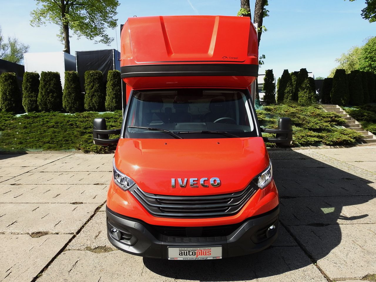 IVECO DAILY NEW TARPAULIN 10 PALLETS WEBASTO CRUISE CONTROL NAVIGATION AIR CONDITIONING LED LIGHTS 180HP - Carrinha de lona: foto 5 IVECO DAILY NEW TARPAULIN 10 PALLETS WEBASTO CRUISE CONTROL NAVIGATION AIR CONDITIONING LED LIGHTS 180HP - Carrinha de lona: foto 5
