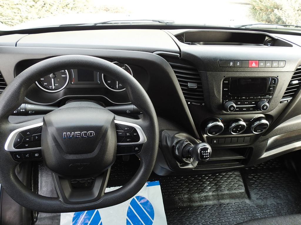 Carrinha de contentor Iveco DAILY 35C16 KOFFER AUFZUG 8 PALETTEN TEMPOMAT: foto 24