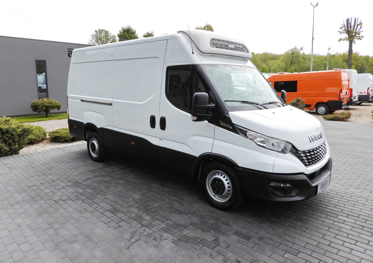 Iveco DAILY 35S14 KÜHLKASTENWAGEN-10*C TEMPOMAT - Carrinha frigorífica: foto 4 Iveco DAILY 35S14 KÜHLKASTENWAGEN-10*C TEMPOMAT - Carrinha frigorífica: foto 4