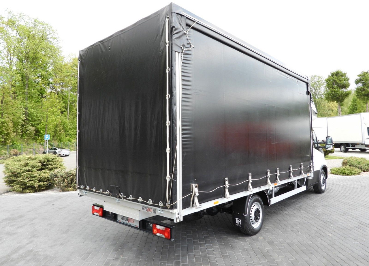 Iveco DAILY 35S18 PRITSCHE PLANE 10 PALETTEN WEBASTO - Carrinha de lona: foto 3 Iveco DAILY 35S18 PRITSCHE PLANE 10 PALETTEN WEBASTO - Carrinha de lona: foto 3