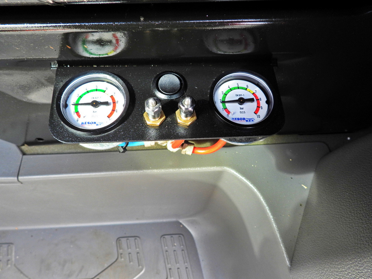 Locação financeira de MAN TGE 3.140 REGRIGERATOR BOX -1*C 8 PALLETS HEATING FUNCTION CRUISE CONTROL PNEUMATICS AIR CONDITIONING  140HP MAN TGE 3.140 REGRIGERATOR BOX -1*C 8 PALLETS HEATING FUNCTION CRUISE CONTROL PNEUMATICS AIR CONDITIONING  140HP: foto 30