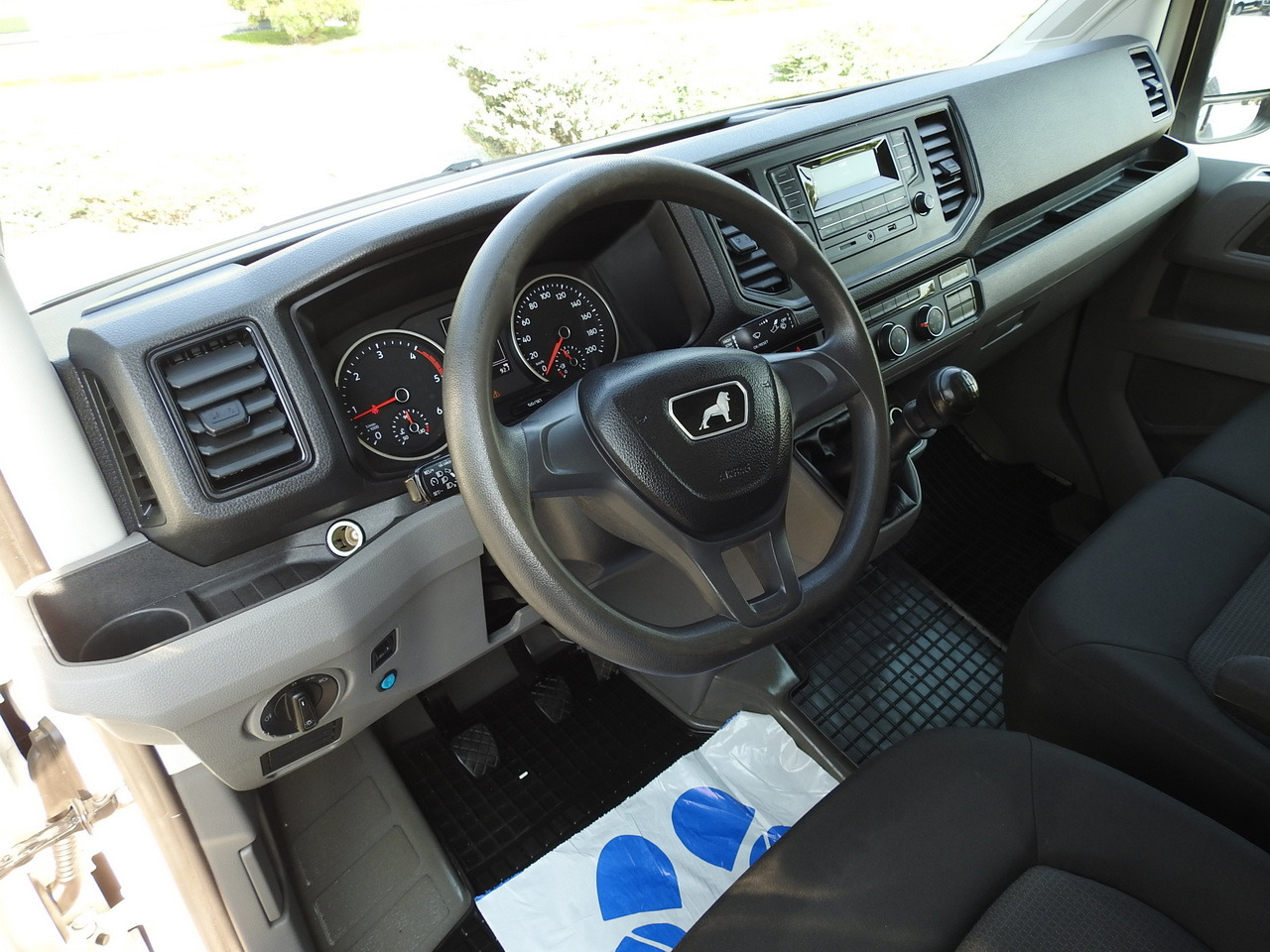 MAN TGE TARPAULIN 10 PALLETS AIR CONDITIONING 180HP - Carrinha de lona: foto 2 MAN TGE TARPAULIN 10 PALLETS AIR CONDITIONING 180HP - Carrinha de lona: foto 2