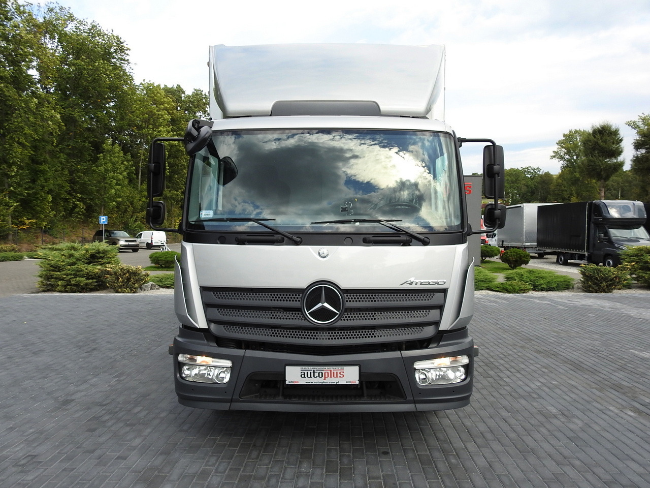 MERCEDES ATEGO 1221 TARPAULIN LIFT 16 PALLETS WEBASTO AIR CONDITIONING PNEUMATICS TWIN WHEELS 230HP - Camião de lona: foto 5 MERCEDES ATEGO 1221 TARPAULIN LIFT 16 PALLETS WEBASTO AIR CONDITIONING PNEUMATICS TWIN WHEELS 230HP - Camião de lona: foto 5