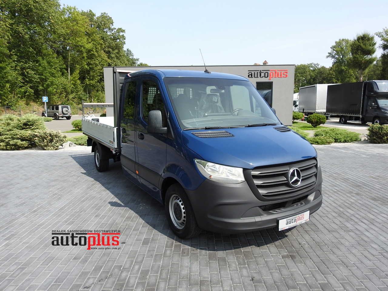 MERCEDES SPRINTER 316 STAKE BODY DOUBLE CABIN DOKA 7 SEATS AIR CONDITIONING 160HP - Carrinha cabine dupla: foto 1 MERCEDES SPRINTER 316 STAKE BODY DOUBLE CABIN DOKA 7 SEATS AIR CONDITIONING 160HP - Carrinha cabine dupla: foto 1
