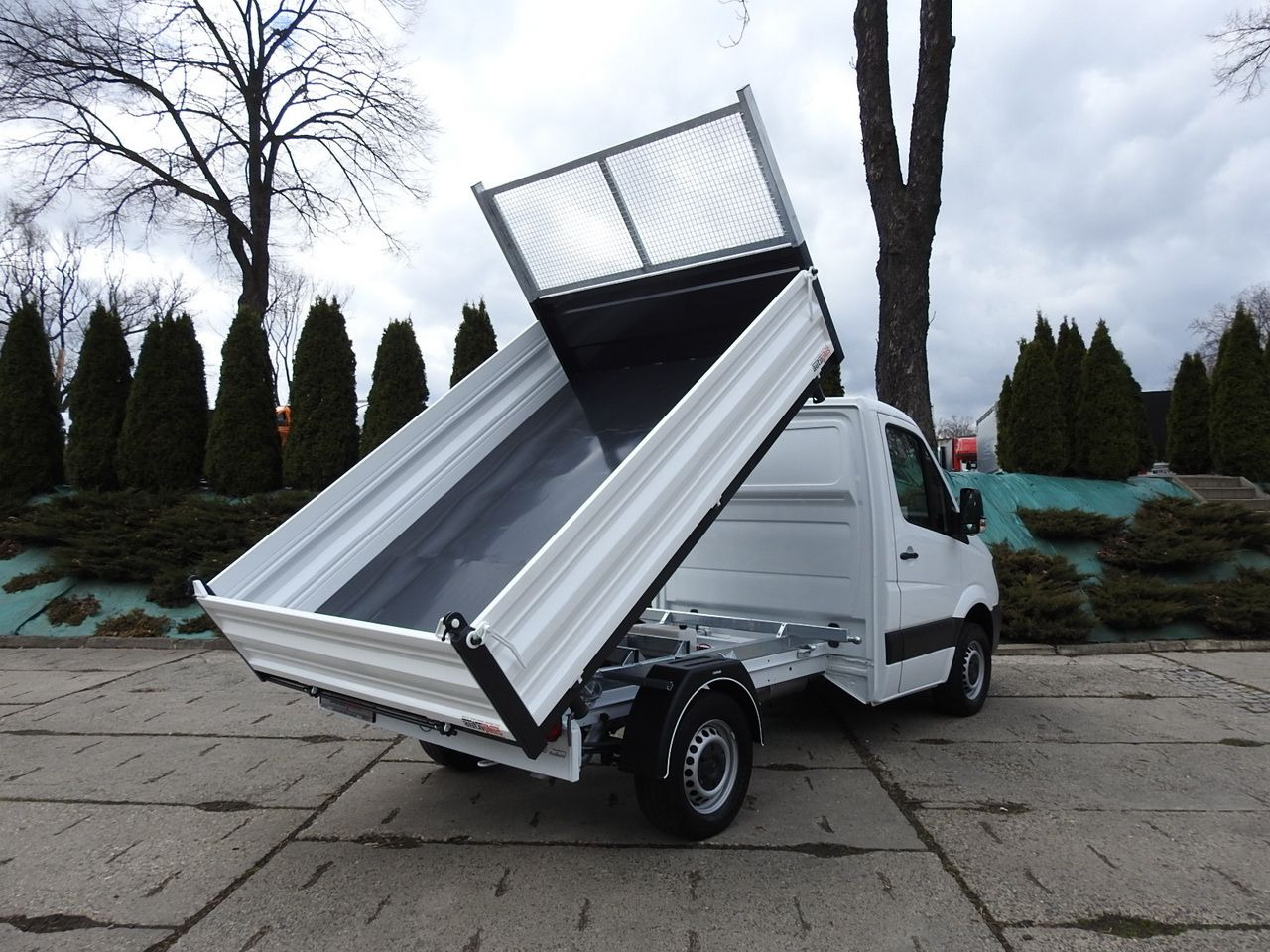 MERCEDES SPRINTER 316 THREE-WAY TIPPER CRUISE CONTROL AUTOMATIC TRANSMISSION AIR CONDITIONING 160HP - Carrinha basculante: foto 3 MERCEDES SPRINTER 316 THREE-WAY TIPPER CRUISE CONTROL AUTOMATIC TRANSMISSION AIR CONDITIONING 160HP - Carrinha basculante: foto 3