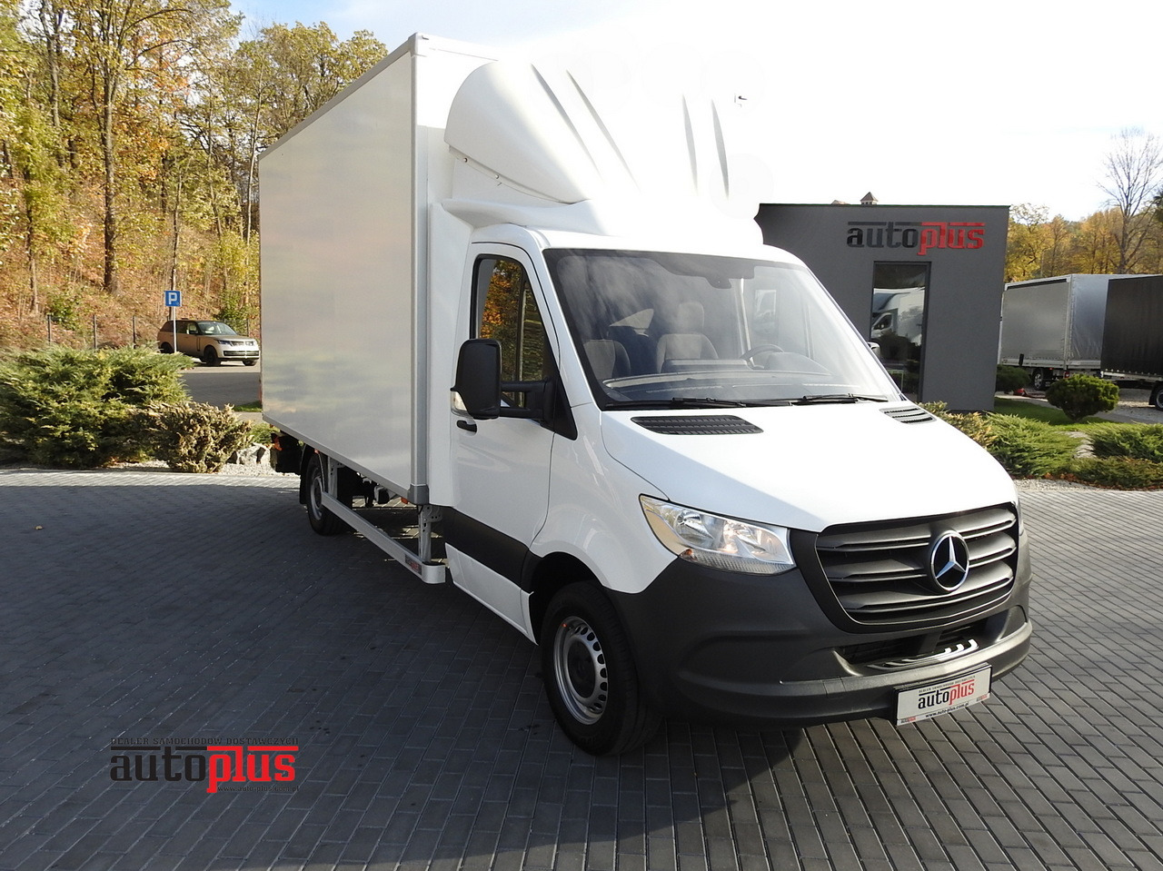 MERCEDES SPRINTER BOX LIFT 8 PALLETS AIR CONDITIONING  150HP - Carrinha de contentor: foto 1 MERCEDES SPRINTER BOX LIFT 8 PALLETS AIR CONDITIONING  150HP - Carrinha de contentor: foto 1