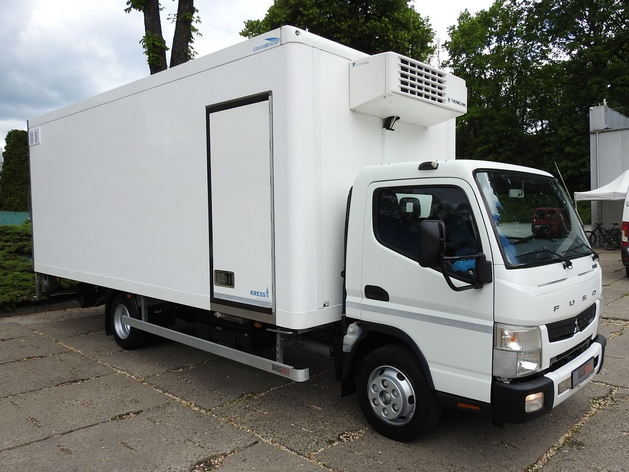 MITSUBISHI CANTER FUSO 7C15 REGRIGERATOR BOX -4*C LIFT POWER SUPPLY 230V AIR CONDITIONING AUTOMATIC TRANSMISSION 150HP - Camião frigorífico: foto 4 MITSUBISHI CANTER FUSO 7C15 REGRIGERATOR BOX -4*C LIFT POWER SUPPLY 230V AIR CONDITIONING AUTOMATIC TRANSMISSION 150HP - Camião frigorífico: foto 4