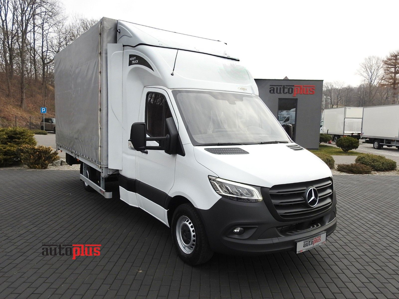 Mercedes-Benz SPRINTER 316 PRITSCHE PLANE 10 PALETTEN WEBASTO - Carrinha de lona, Carrinha cabine dupla: foto 1 Mercedes-Benz SPRINTER 316 PRITSCHE PLANE 10 PALETTEN WEBASTO - Carrinha de lona, Carrinha cabine dupla: foto 1