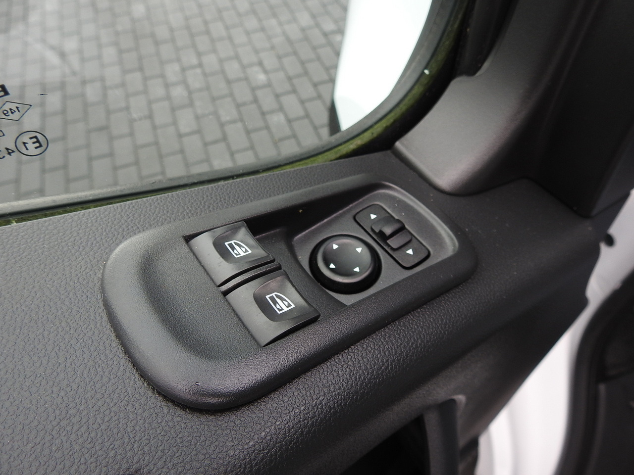 Furgão OPEL MOVANO  BOX DELIVERY VAN 7 SEATS CRUISE CONTROL LED LIGHTS AIR CONDITIONING  135HP: foto 26 Furgão OPEL MOVANO  BOX DELIVERY VAN 7 SEATS CRUISE CONTROL LED LIGHTS AIR CONDITIONING  135HP: foto 26