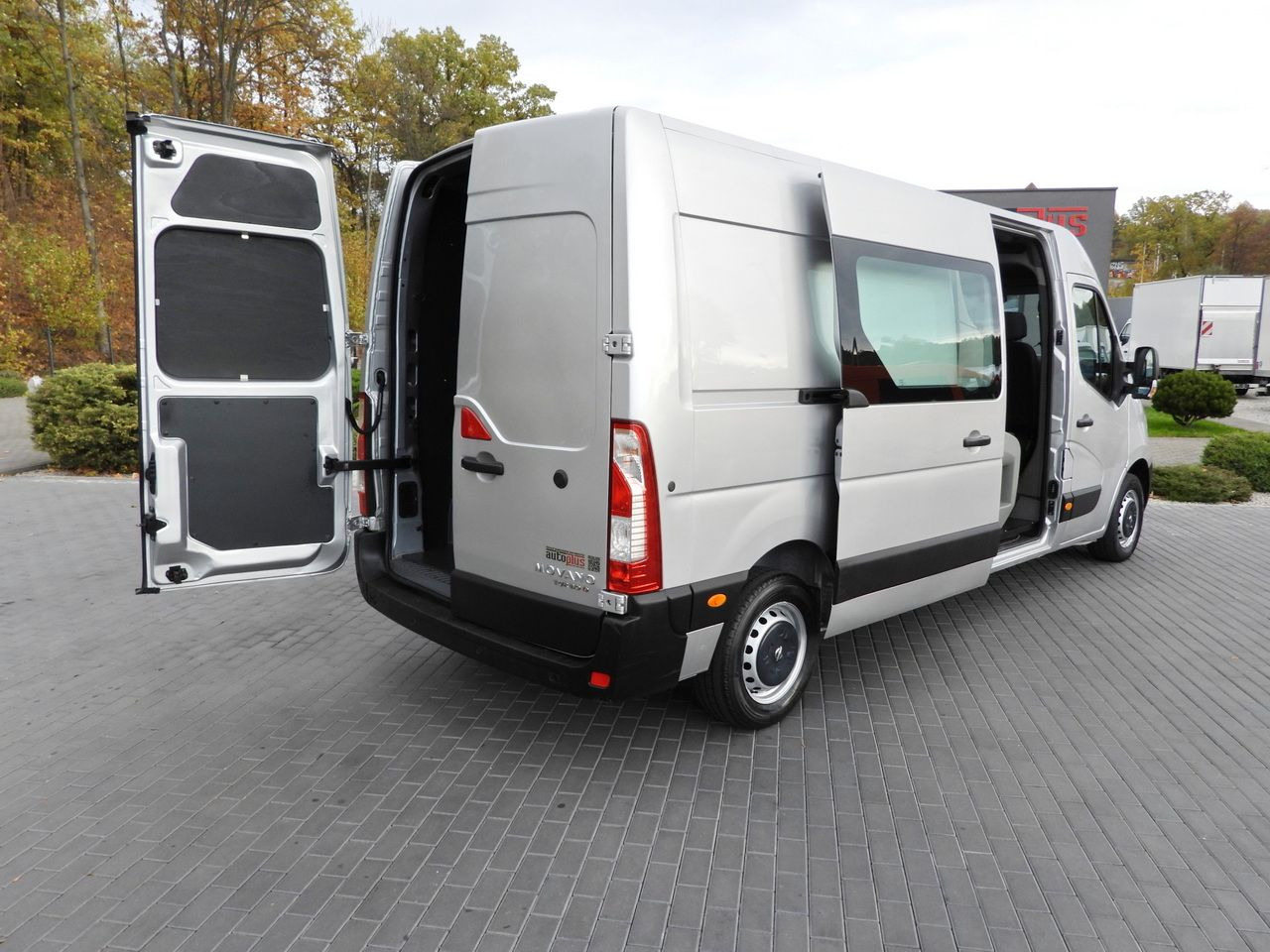 OPEL MOVANO BOX DELIVERY VAN 7 SEATS CRUISE CONTROL LED LIGHTS AIR CONDITIONING 180HP - Furgão: foto 3 OPEL MOVANO BOX DELIVERY VAN 7 SEATS CRUISE CONTROL LED LIGHTS AIR CONDITIONING 180HP - Furgão: foto 3