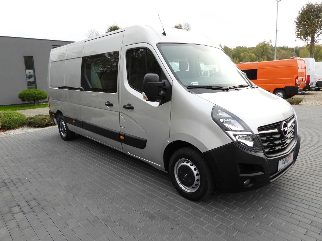 OPEL MOVANO BOX DELIVERY VAN 7 SEATS CRUISE CONTROL LED LIGHTS AIR CONDITIONING 180HP - Furgão: foto 4 OPEL MOVANO BOX DELIVERY VAN 7 SEATS CRUISE CONTROL LED LIGHTS AIR CONDITIONING 180HP - Furgão: foto 4
