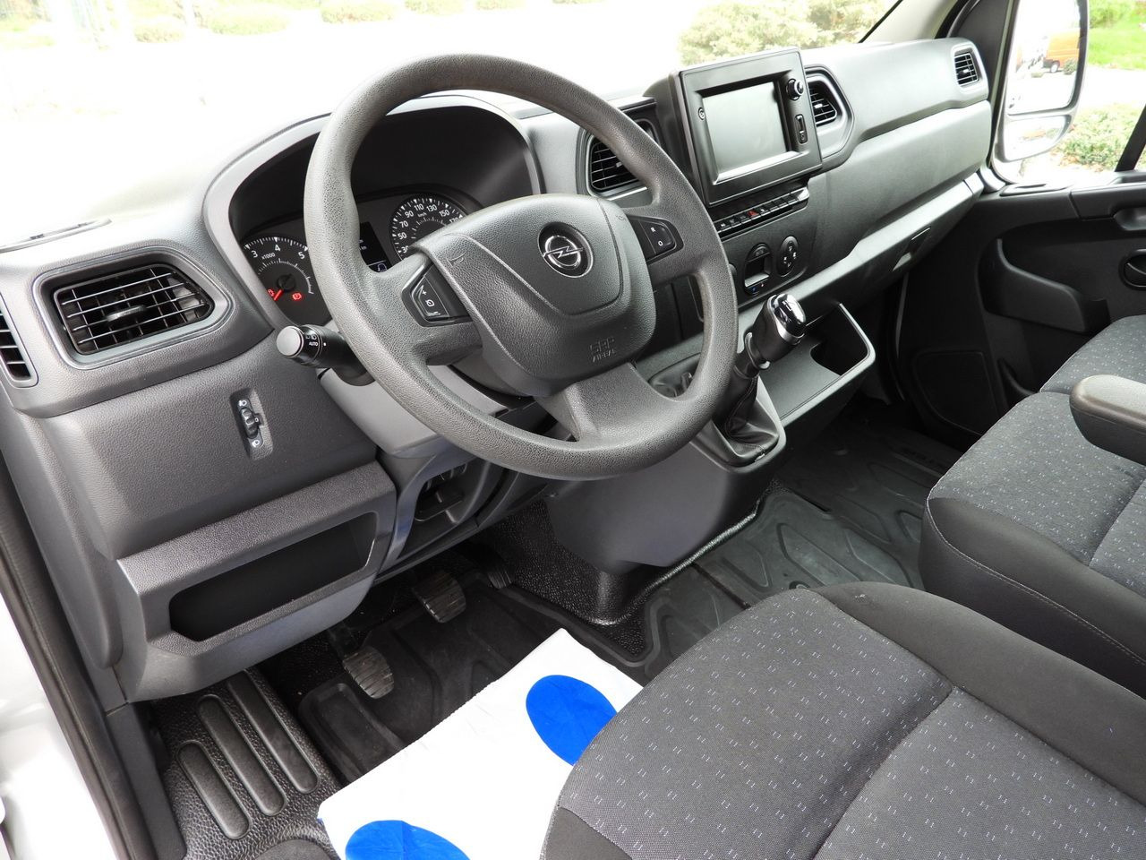 OPEL MOVANO BOX DELIVERY VAN 7 SEATS CRUISE CONTROL LED LIGHTS AIR CONDITIONING 180HP - Furgão: foto 2 OPEL MOVANO BOX DELIVERY VAN 7 SEATS CRUISE CONTROL LED LIGHTS AIR CONDITIONING 180HP - Furgão: foto 2