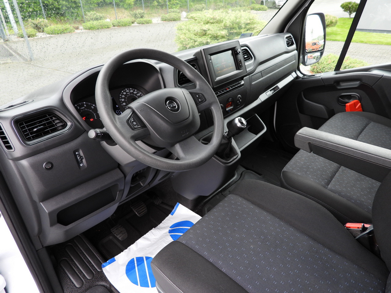 OPEL MOVANO TARPAULIN 10 PALLETS CRUISE CONTROL NAVIGATION LED LIGHTS PNEUMATICS AIR CONDITIONING 165HP - Carrinha de lona: foto 2 OPEL MOVANO TARPAULIN 10 PALLETS CRUISE CONTROL NAVIGATION LED LIGHTS PNEUMATICS AIR CONDITIONING 165HP - Carrinha de lona: foto 2