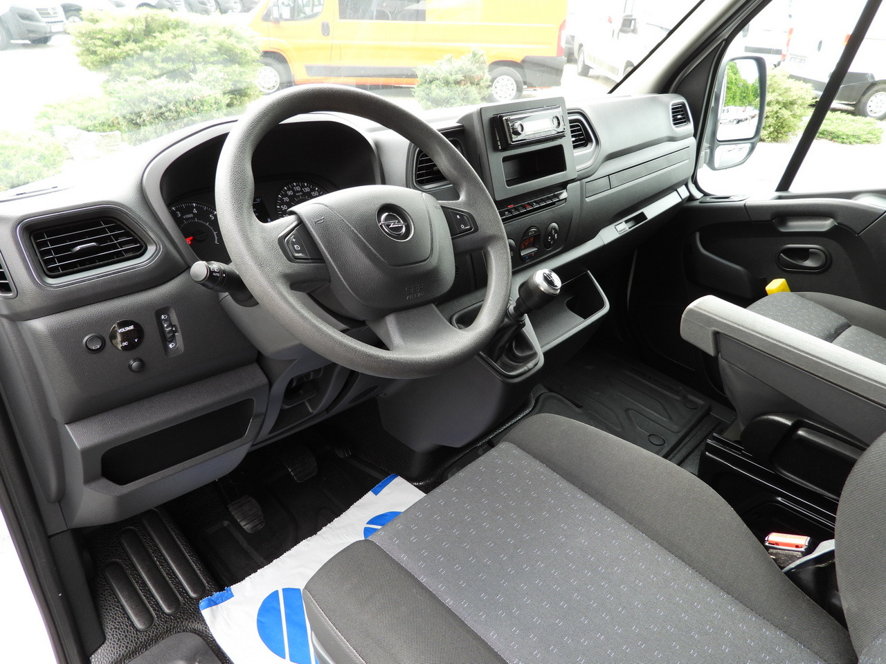 OPEL MOVANO TARPAULIN 10 PALLETS WEBASTO CRUISE CONTROL AIR CONDITIONING LED LIGHTS PNEUMATICS 165HP - Carrinha de lona: foto 2 OPEL MOVANO TARPAULIN 10 PALLETS WEBASTO CRUISE CONTROL AIR CONDITIONING LED LIGHTS PNEUMATICS 165HP - Carrinha de lona: foto 2