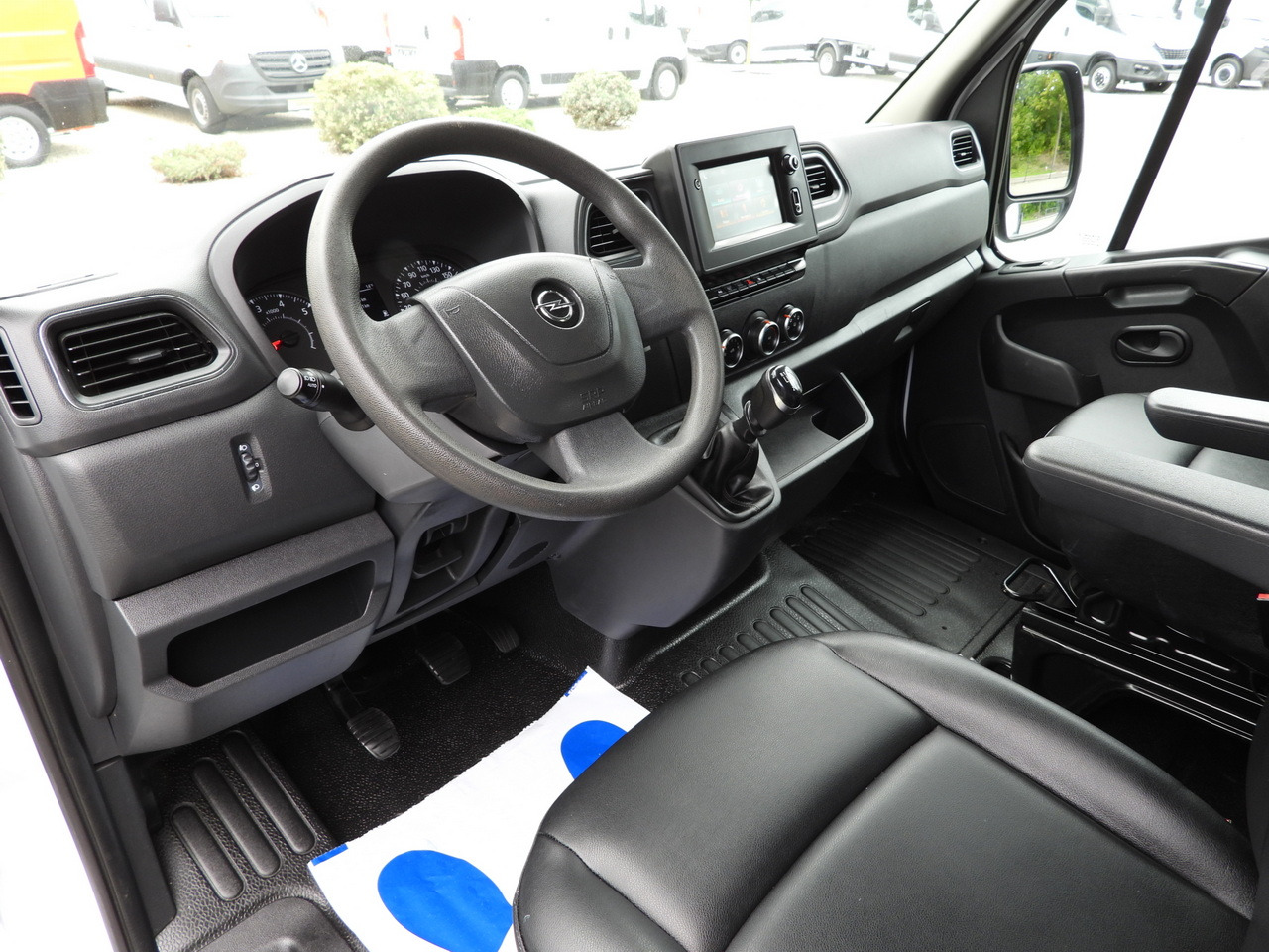 OPEL MOVANO TIPPER NAVIGATION LED LIGHTS TWIN WHEELS AIR CONDITIONING 145HP - Carrinha basculante: foto 2 OPEL MOVANO TIPPER NAVIGATION LED LIGHTS TWIN WHEELS AIR CONDITIONING 145HP - Carrinha basculante: foto 2