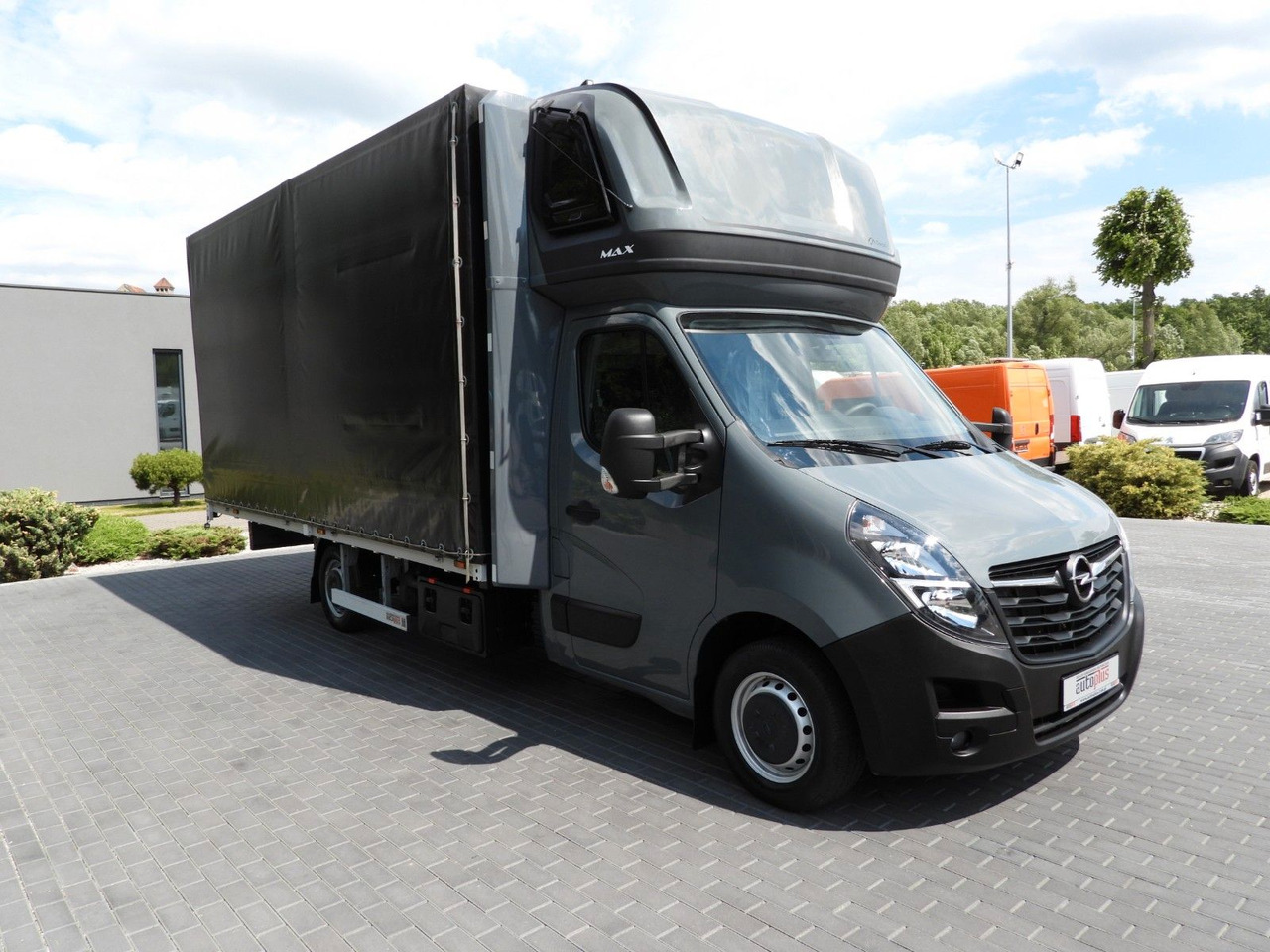Opel MOVANO PRITSCHE PLANE 12 PALETTEN WEBASTO A/C - Carrinha de lona: foto 4 Opel MOVANO PRITSCHE PLANE 12 PALETTEN WEBASTO A/C - Carrinha de lona: foto 4