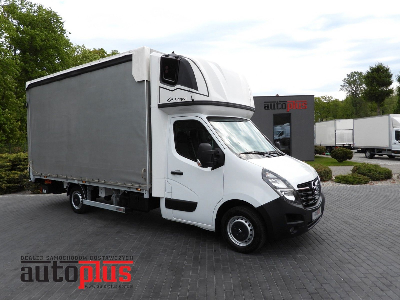 Opel MOVANO PRITSCHE PLANE AUFZUG 9 PALETTEN WEBASTO - Carrinha de lona: foto 1 Opel MOVANO PRITSCHE PLANE AUFZUG 9 PALETTEN WEBASTO - Carrinha de lona: foto 1
