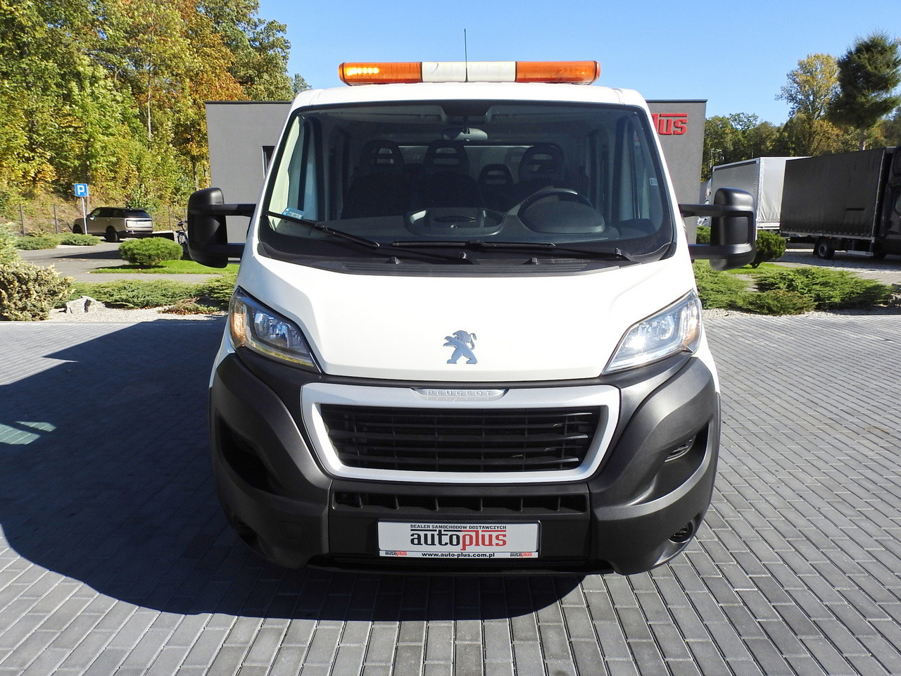 PEUGEOT BOXER STAKE BODY DOUBLE CABIN DOKA 7 SEATS AIR CONDITIONING 140HP - Carrinha cabine dupla: foto 5 PEUGEOT BOXER STAKE BODY DOUBLE CABIN DOKA 7 SEATS AIR CONDITIONING 140HP - Carrinha cabine dupla: foto 5