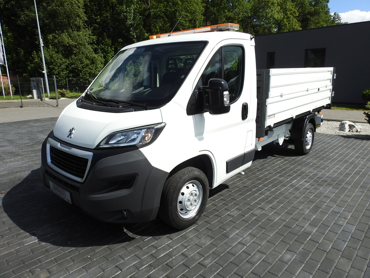 Carrinha basculante PEUGEOT BOXER THREE-WAY TIPPER  AIR CONDITIONING  130HP: foto 6