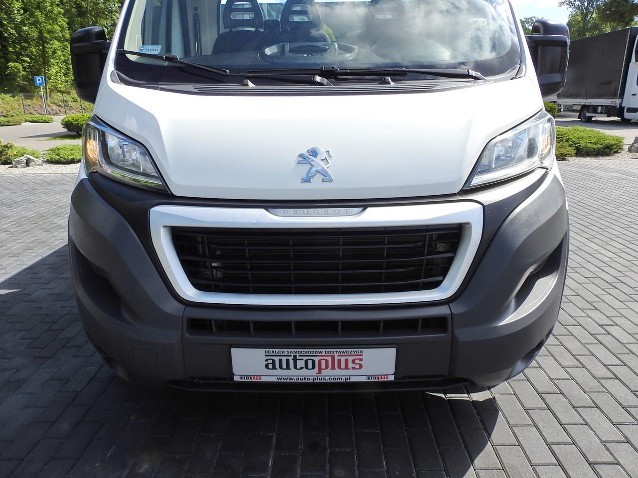 Carrinha basculante PEUGEOT BOXER THREE-WAY TIPPER  AIR CONDITIONING  130HP: foto 17