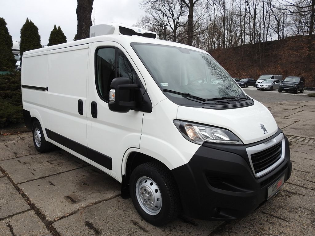 Peugeot BOXER KÜHLKASTENWAGEN -5*C ZWEI FÄCHER TEMPOMAT - Carrinha frigorífica: foto 4 Peugeot BOXER KÜHLKASTENWAGEN -5*C ZWEI FÄCHER TEMPOMAT - Carrinha frigorífica: foto 4
