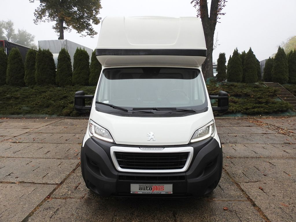 Peugeot BOXER PRITSCHE PLANE 8 PALLETS WEBASTO A/C - Carrinha de lona: foto 5 Peugeot BOXER PRITSCHE PLANE 8 PALLETS WEBASTO A/C - Carrinha de lona: foto 5
