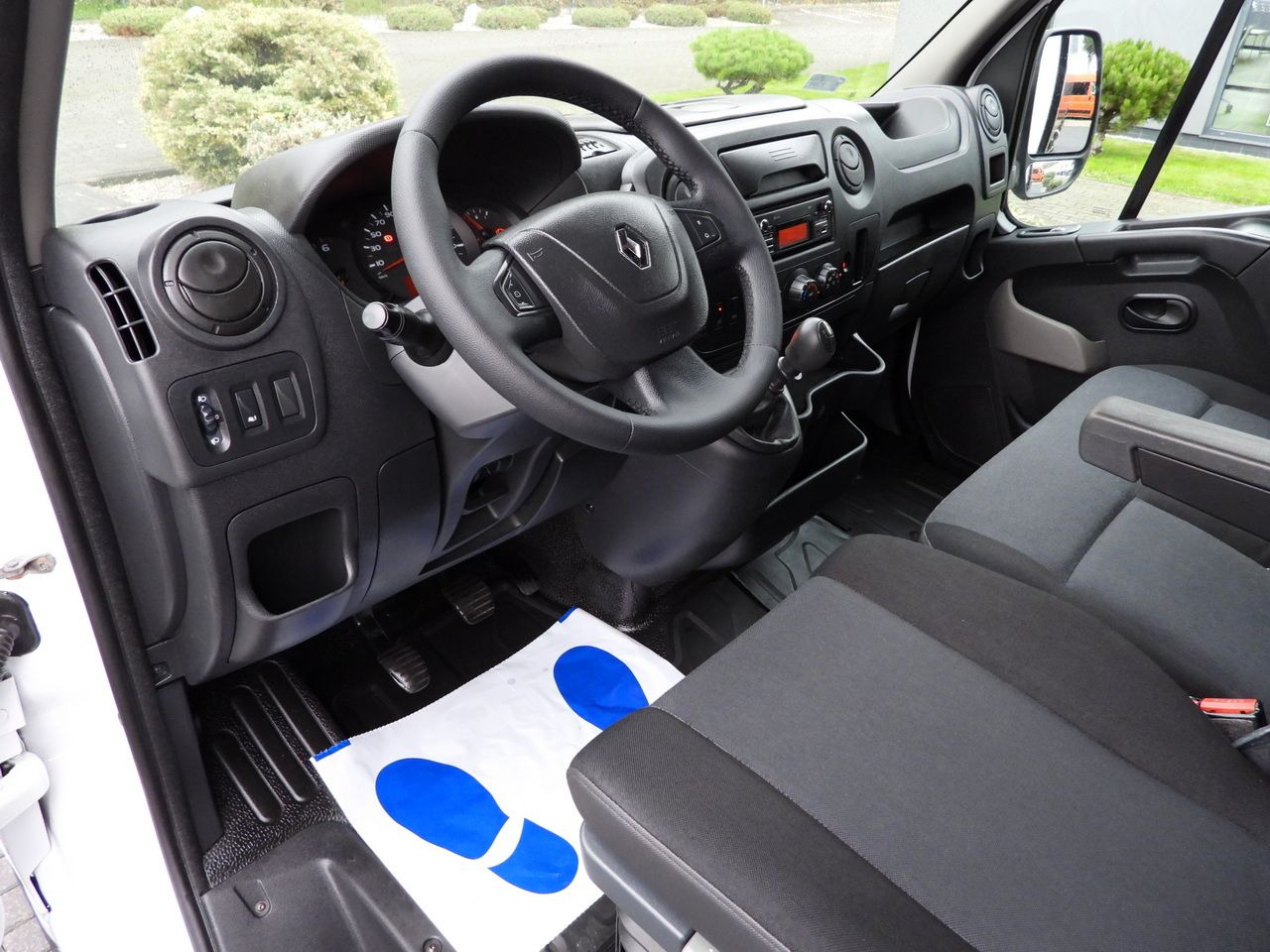 RENAULT MASTER TARPAULIN 10 PALLETS WEBASTO CRUISE CONTROL AIR CONDITIONING 170HP - Carrinha de lona: foto 2 RENAULT MASTER TARPAULIN 10 PALLETS WEBASTO CRUISE CONTROL AIR CONDITIONING 170HP - Carrinha de lona: foto 2