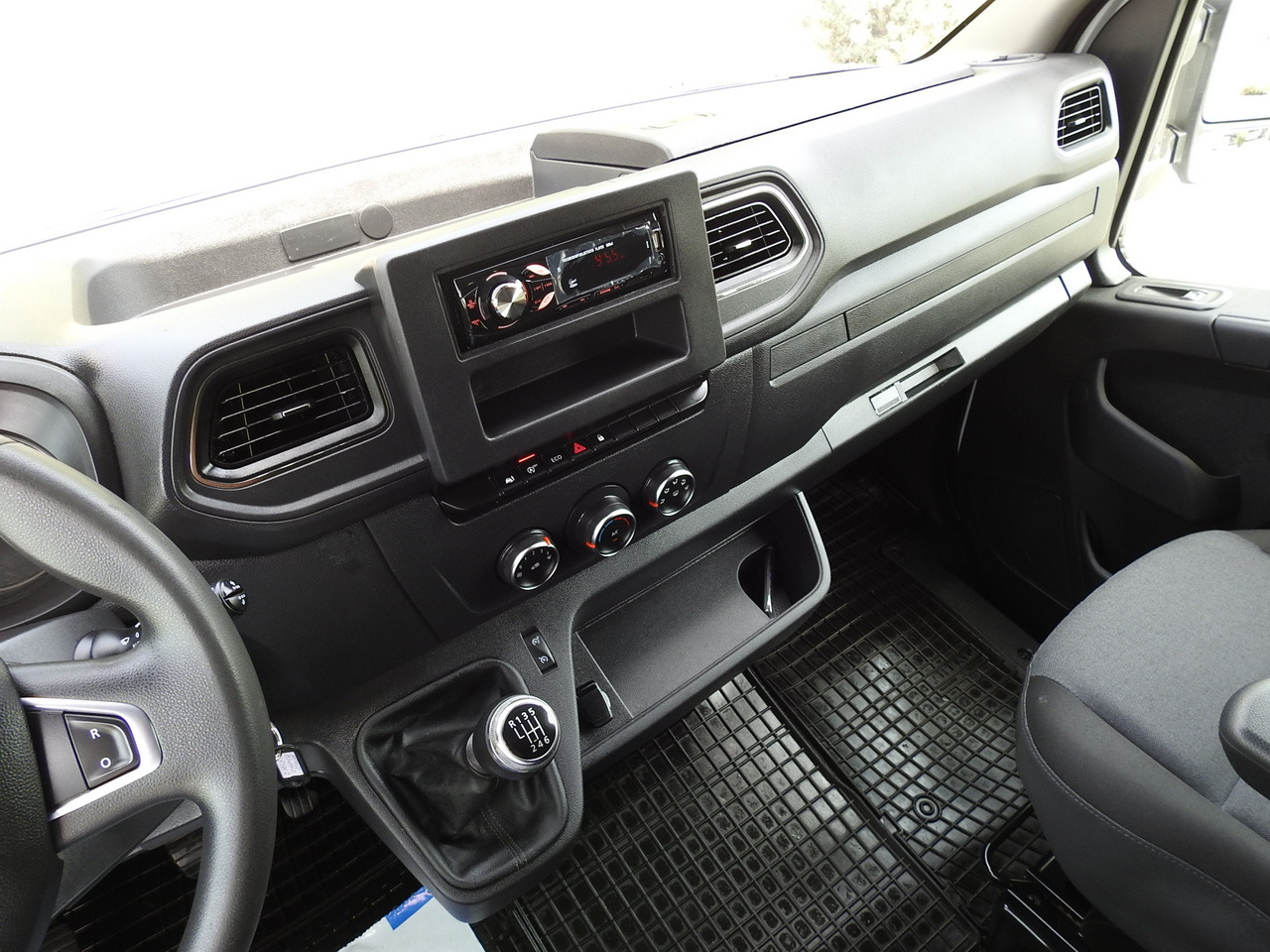 Carrinha de lona RENAULT MASTER TARPAULIN 10 PALLETS WEBASTO CRUISE CONTROL AIR CONDITIONING LED LIGHTS  165HP: foto 32