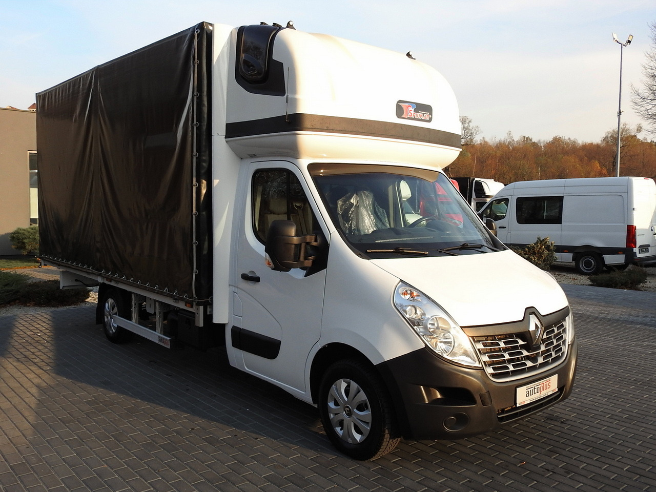 RENAULT MASTER TARPAULIN 10 PALLETS WEBASTO CRUISE CONTROL AIR CONDITIONING PNEUMATICS 170HP - Carrinha de lona: foto 4 RENAULT MASTER TARPAULIN 10 PALLETS WEBASTO CRUISE CONTROL AIR CONDITIONING PNEUMATICS 170HP - Carrinha de lona: foto 4
