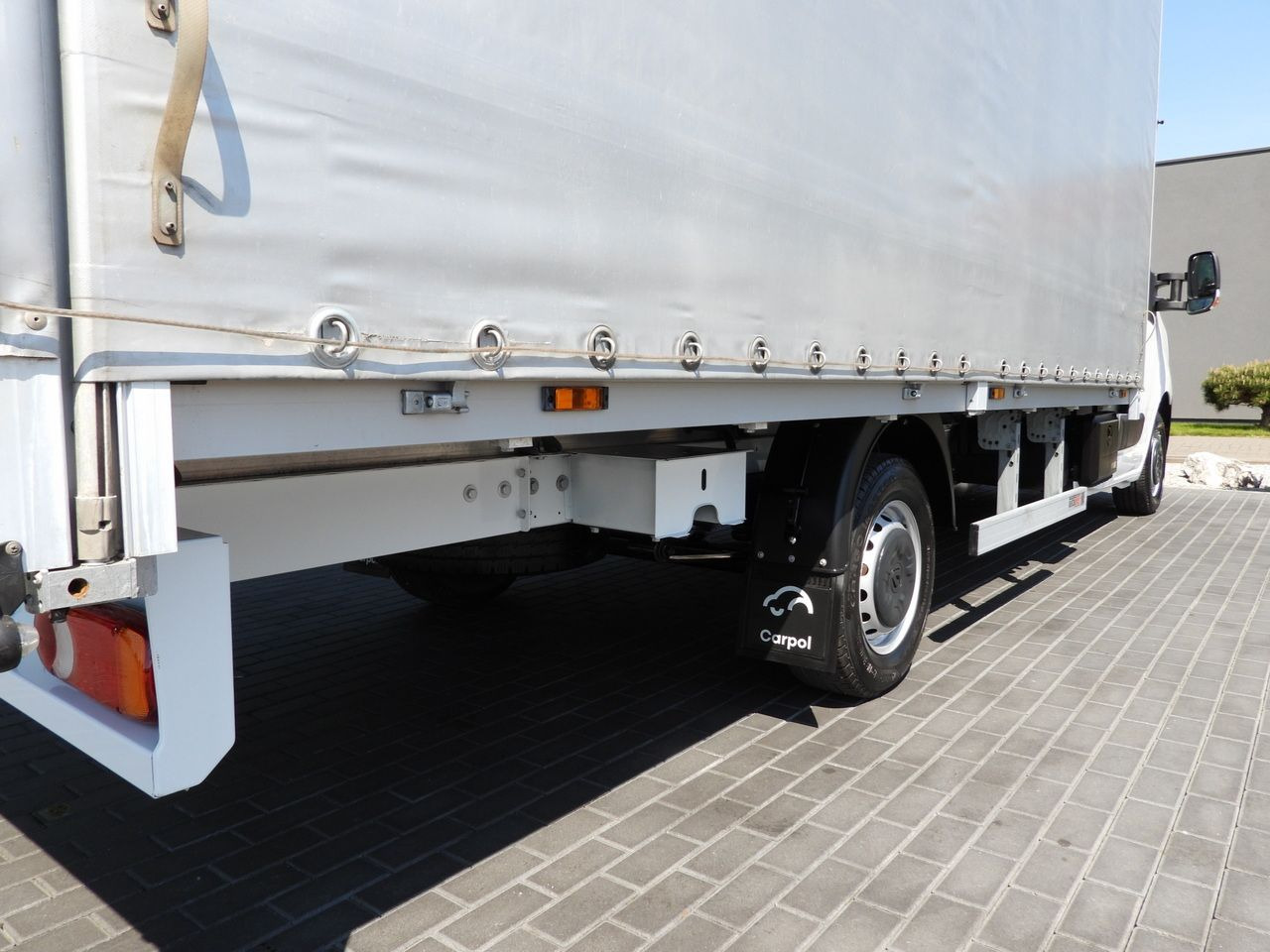 Carrinha de lona RENAULT MASTER  TARPAULIN 10 PALLETS WEBASTO CRUISE CONTROL LED LIGHTS PNEUMATICS AIR CONDITIONING  165HP: foto 18