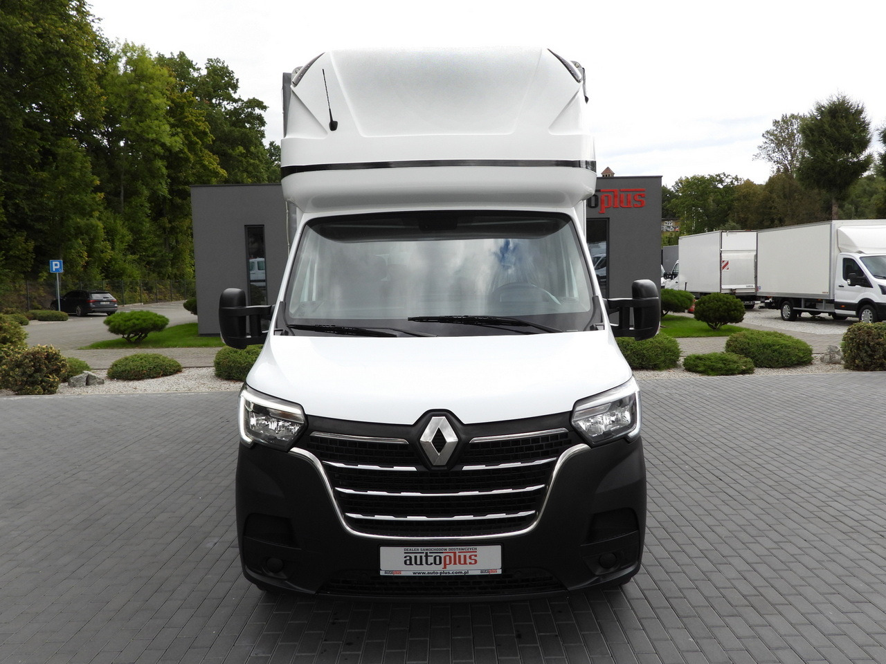 RENAULT MASTER TARPAULIN 10 PALLETS WEBASTO CRUISE CONTROL LED LIGHTS PNEUMATICS AIR CONDITIONING  165HP - Carrinha de lona: foto 5 RENAULT MASTER TARPAULIN 10 PALLETS WEBASTO CRUISE CONTROL LED LIGHTS PNEUMATICS AIR CONDITIONING  165HP - Carrinha de lona: foto 5