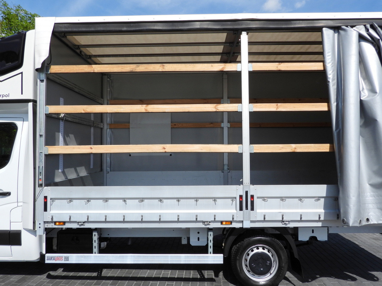 Carrinha de lona RENAULT MASTER  TARPAULIN 10 PALLETS WEBASTO CRUISE CONTROL LED LIGHTS PNEUMATICS AIR CONDITIONING  165HP: foto 24