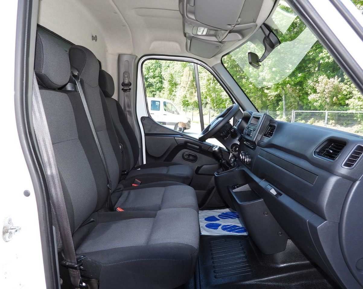 Carrinha de lona RENAULT MASTER  TARPAULIN 10 PALLETS WEBASTO CRUISE CONTROL LED LIGHTS PNEUMATICS AIR CONDITIONING  165HP: foto 41