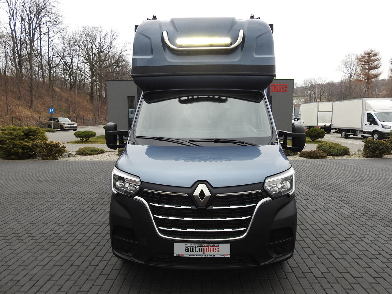 RENAULT MASTER  TARPAULIN 10 PALLETS WEBASTO CRUISE CONTROL LED LIGHTS PNEUMATICS AIR CONDITIONING  165HP - Carrinha de lona: foto 5 RENAULT MASTER  TARPAULIN 10 PALLETS WEBASTO CRUISE CONTROL LED LIGHTS PNEUMATICS AIR CONDITIONING  165HP - Carrinha de lona: foto 5