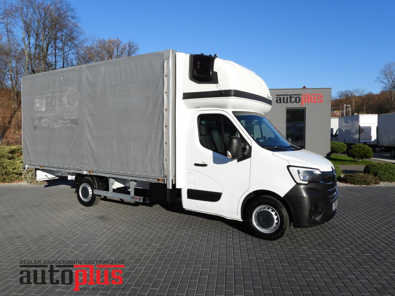 RENAULT MASTER TARPAULIN 10 PALLETS WEBASTO CRUISE CONTROL LED LIGHTS PNEUMATICS AIR CONDITIONING 165HP - Carrinha de lona: foto 1 RENAULT MASTER TARPAULIN 10 PALLETS WEBASTO CRUISE CONTROL LED LIGHTS PNEUMATICS AIR CONDITIONING 165HP - Carrinha de lona: foto 1