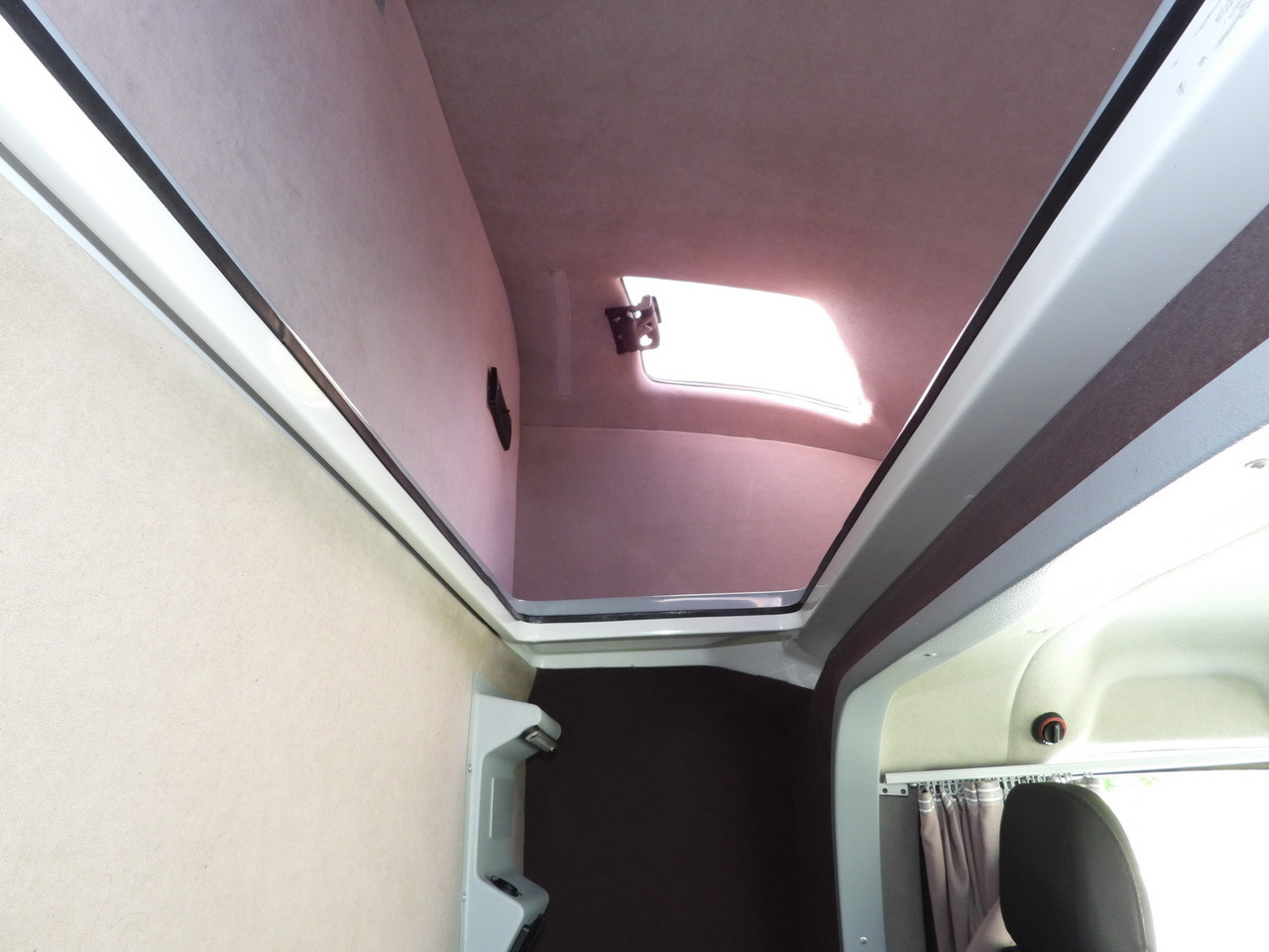 Carrinha de lona RENAULT MASTER TARPAULIN 8 PALLETS WEBASTO CRUISE CONTROL LED LIGHTS PNEUMATICS AIR CONDITIONING  165HP: foto 41