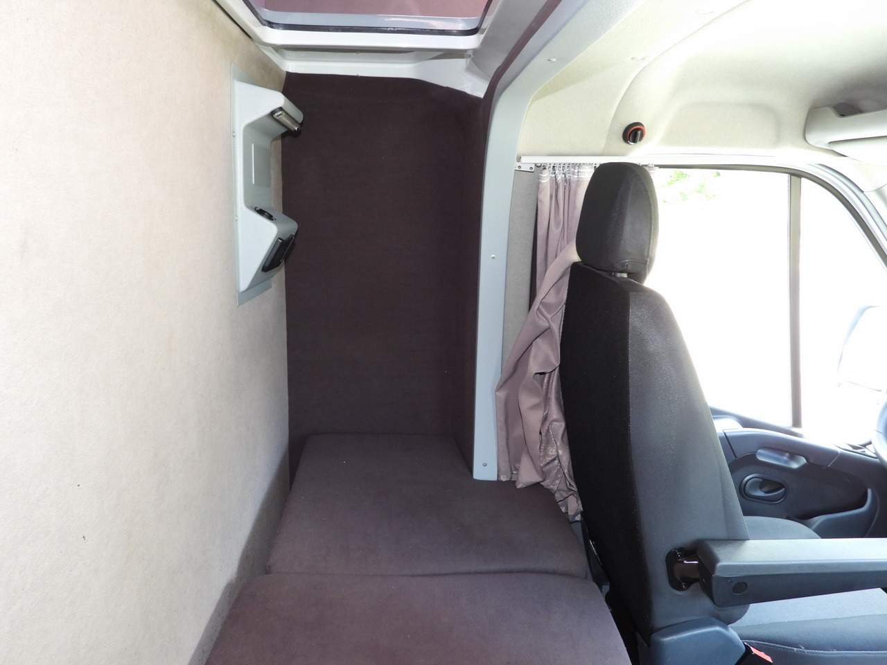 Carrinha de lona RENAULT MASTER TARPAULIN 8 PALLETS WEBASTO CRUISE CONTROL LED LIGHTS PNEUMATICS AIR CONDITIONING  165HP: foto 40