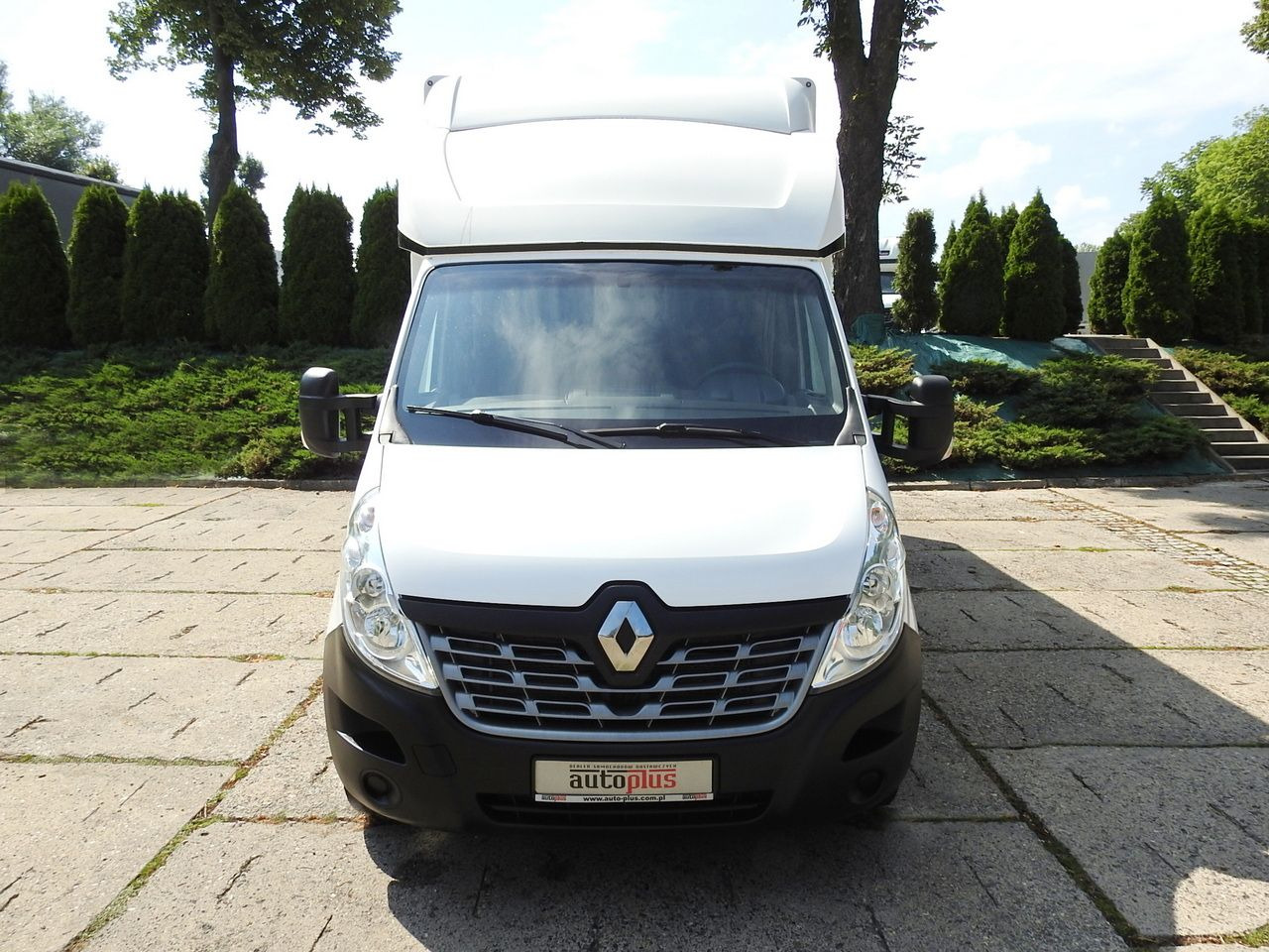 RENAULT MASTER TARPAULIN 8 PALLETS WEBASTO CRUISE CONTROL PNEUMATICS AIR CONDITIONING 170HP - Carrinha de lona: foto 5 RENAULT MASTER TARPAULIN 8 PALLETS WEBASTO CRUISE CONTROL PNEUMATICS AIR CONDITIONING 170HP - Carrinha de lona: foto 5