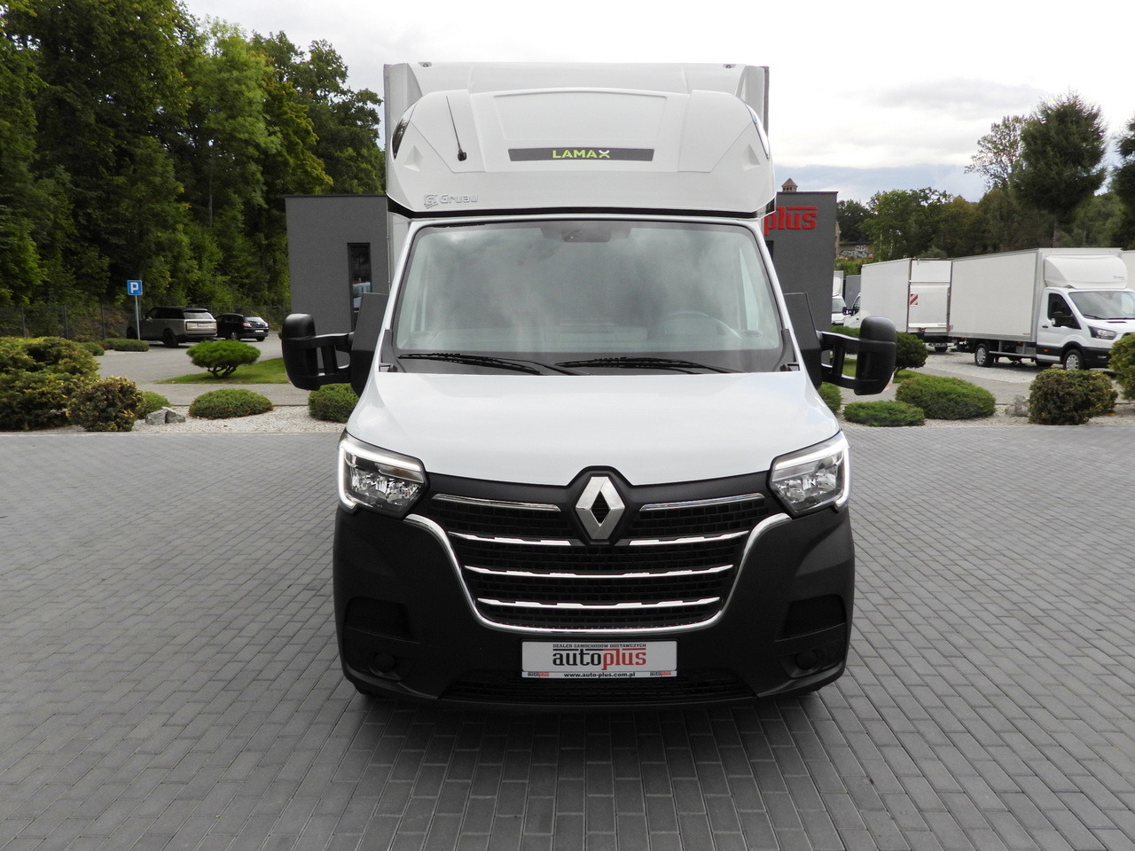 RENAULT MASTER TARPAULIN LIFT 10 PALLETS WEBASTO CRUISE CONTROL LED LIGHTS AIR CONDITIONING  165HP - Carrinha de lona: foto 5 RENAULT MASTER TARPAULIN LIFT 10 PALLETS WEBASTO CRUISE CONTROL LED LIGHTS AIR CONDITIONING  165HP - Carrinha de lona: foto 5